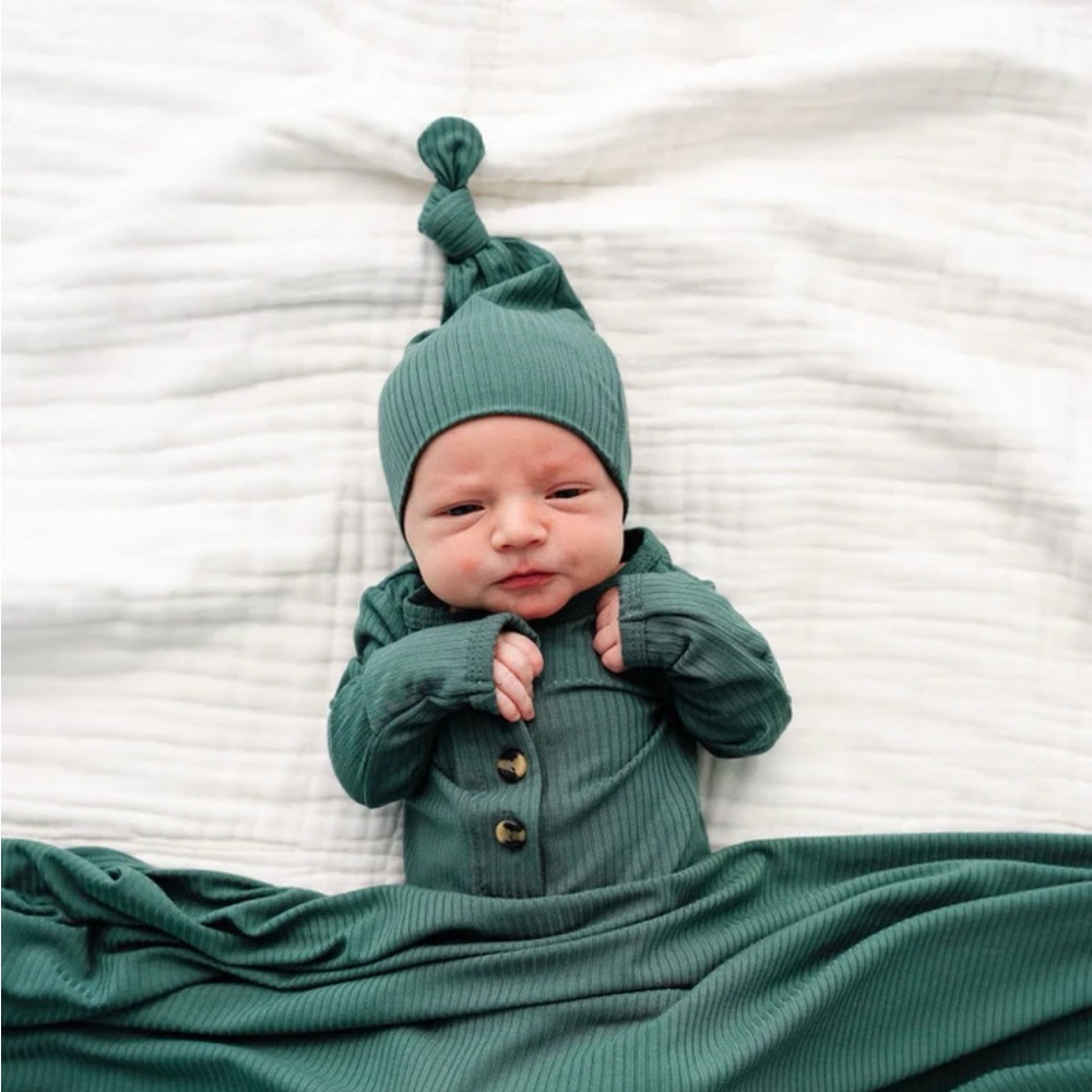 Lou Lou & Company Knotted Gown Newborn Set